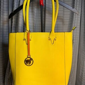 Vibrant Yellow Tote Bag with Charm(((I don't know the brand)))